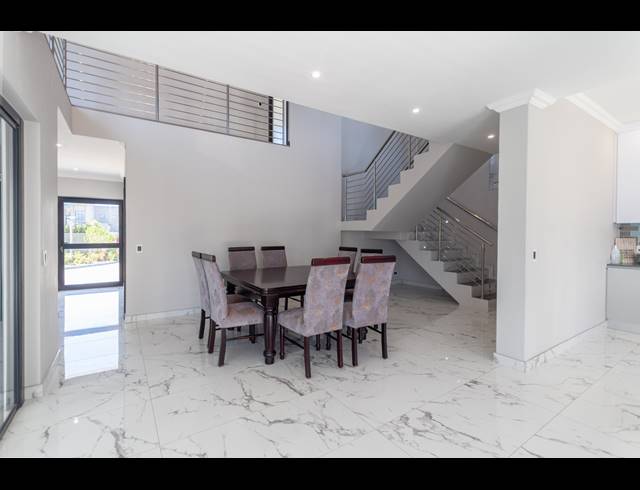 5 BEDROOM FREEHOLD FOR SALE IN SAGEWOOD
